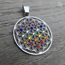 Élet virága medál 19 db színes Swarovski kővel Élet virága medál 19 db színes Swarovski kővel